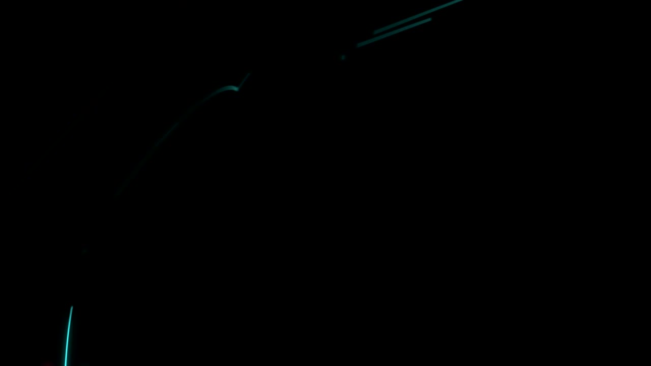 추상 라인 심장 조명 이동 분홍색, 노란색 및 파란색, 기술 네트워크 디지털 데이터 전송 개념 디자인, 검은 바탕에 반이는 원활한 루핑 애니메이션, 복사 공간과 함께 4k