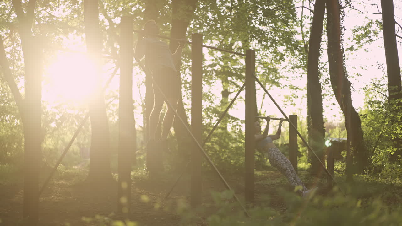 фитнес-тренировки на открытом воздухе