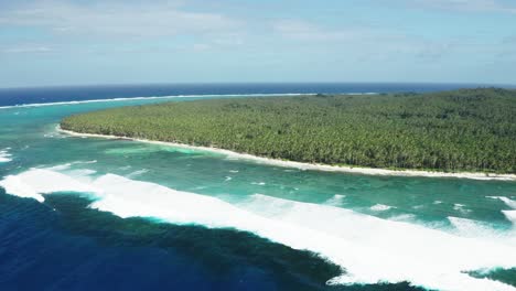 Vista-Aérea-De-La-Costa-Tropical