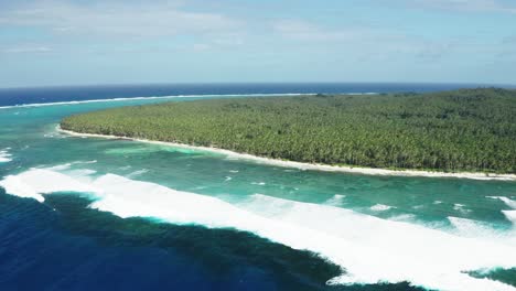 vista aérea de la costa tropical