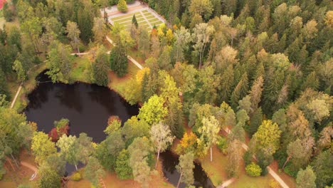 Gulbene-city-pond-and-park