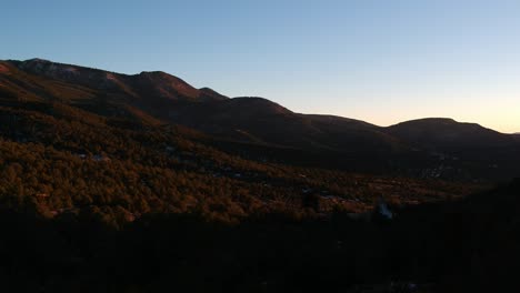 Sonnenuntergang-über-Einem-Tal-In-New-Mexico