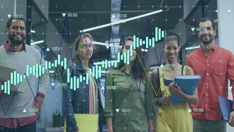 animación de procesamiento de datos y diagramas sobre diversos colegas en la oficina
