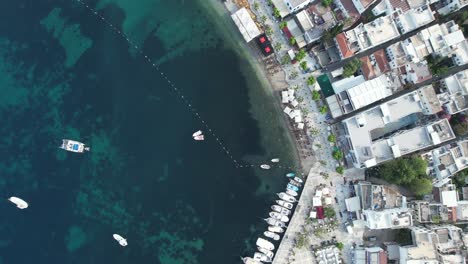 disparo de avión no tripulado de la ciudad de bodrum en la riviera turca