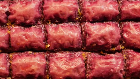 un primer plano de la baklava turca