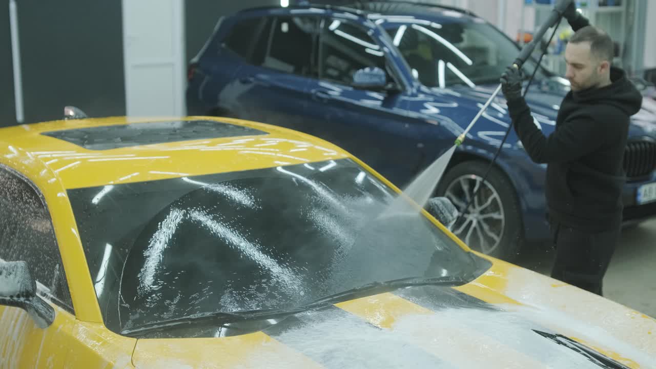 Professional Car Detailing – Washing, Ceramic Coating, and Interior Cleaning