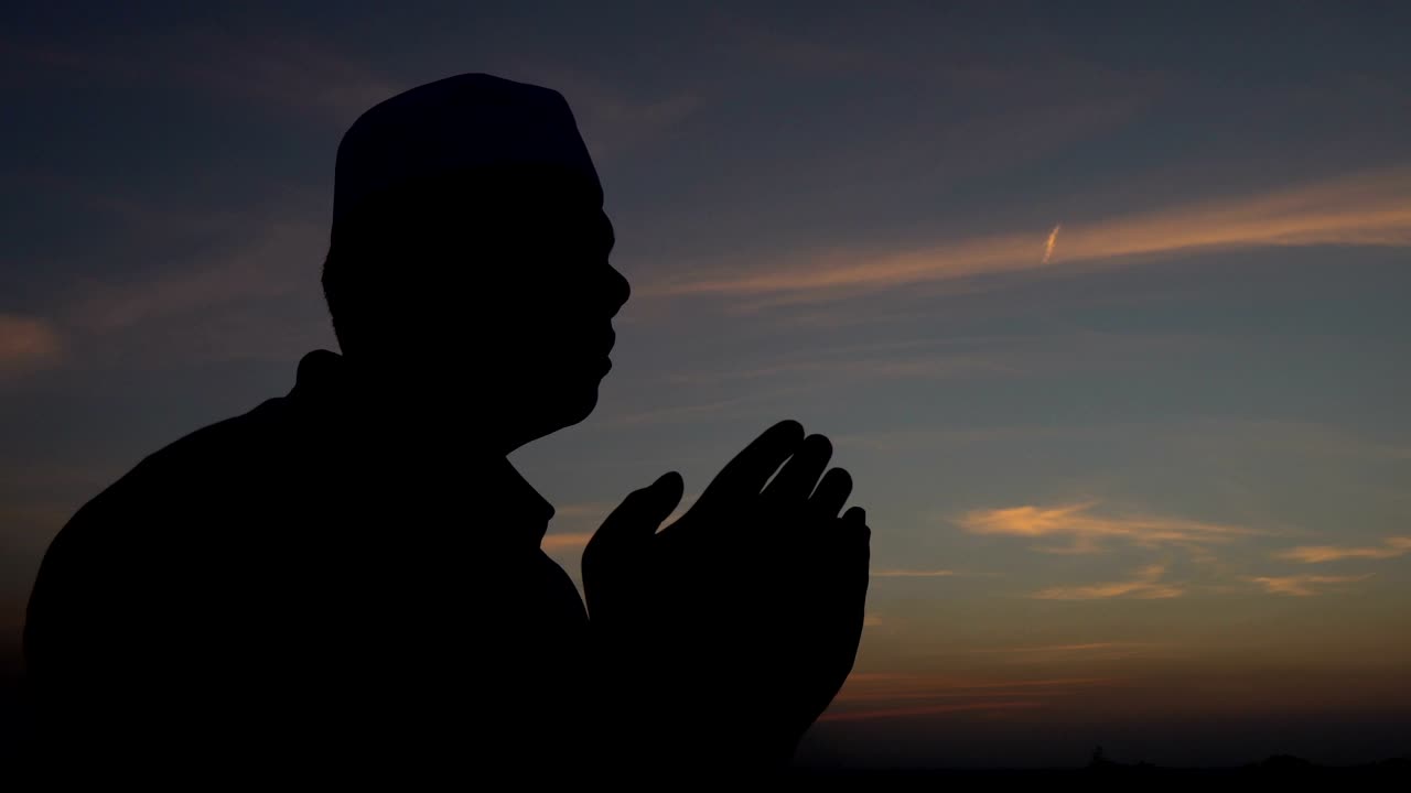 실루 젊은 아시아 무슬림