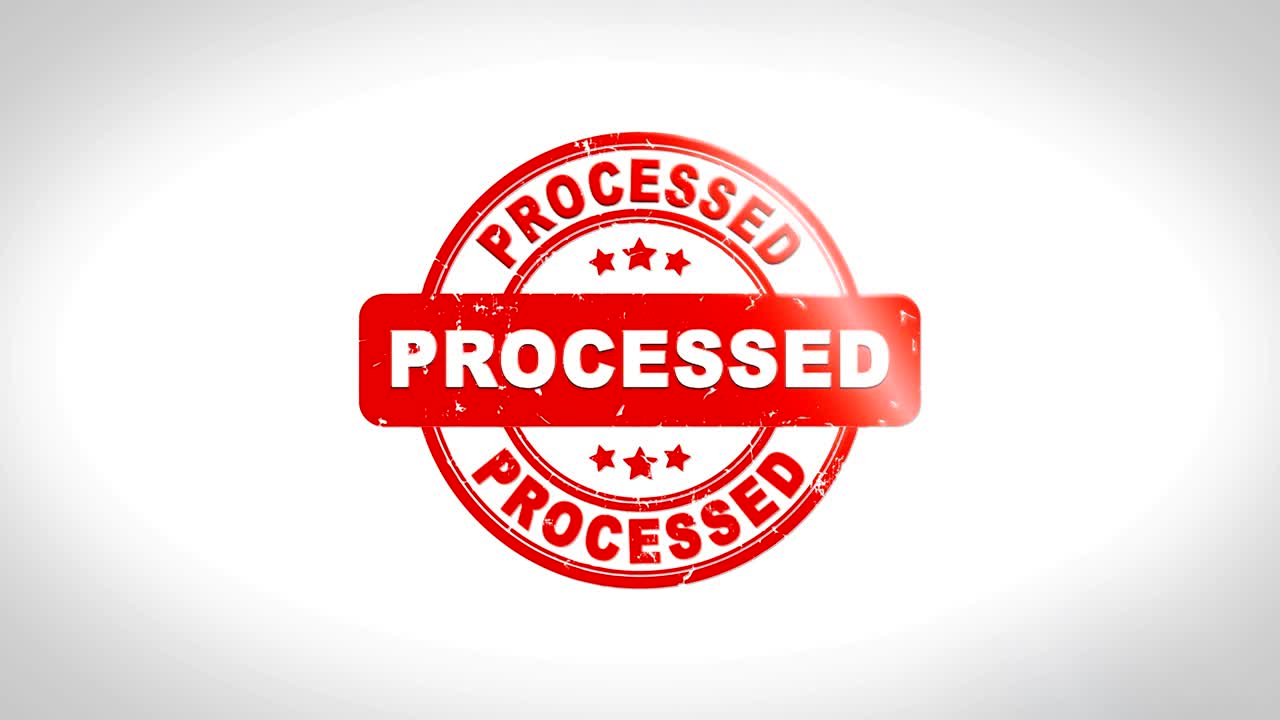 el texto de estampado firmado procesado la animación del sello de madera.