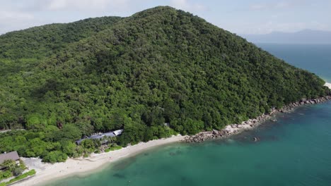 la naturaleza es tan hermosa, un lugar encantador para bucear, tiro fundamental lejos de la isla fitzroy, mojones