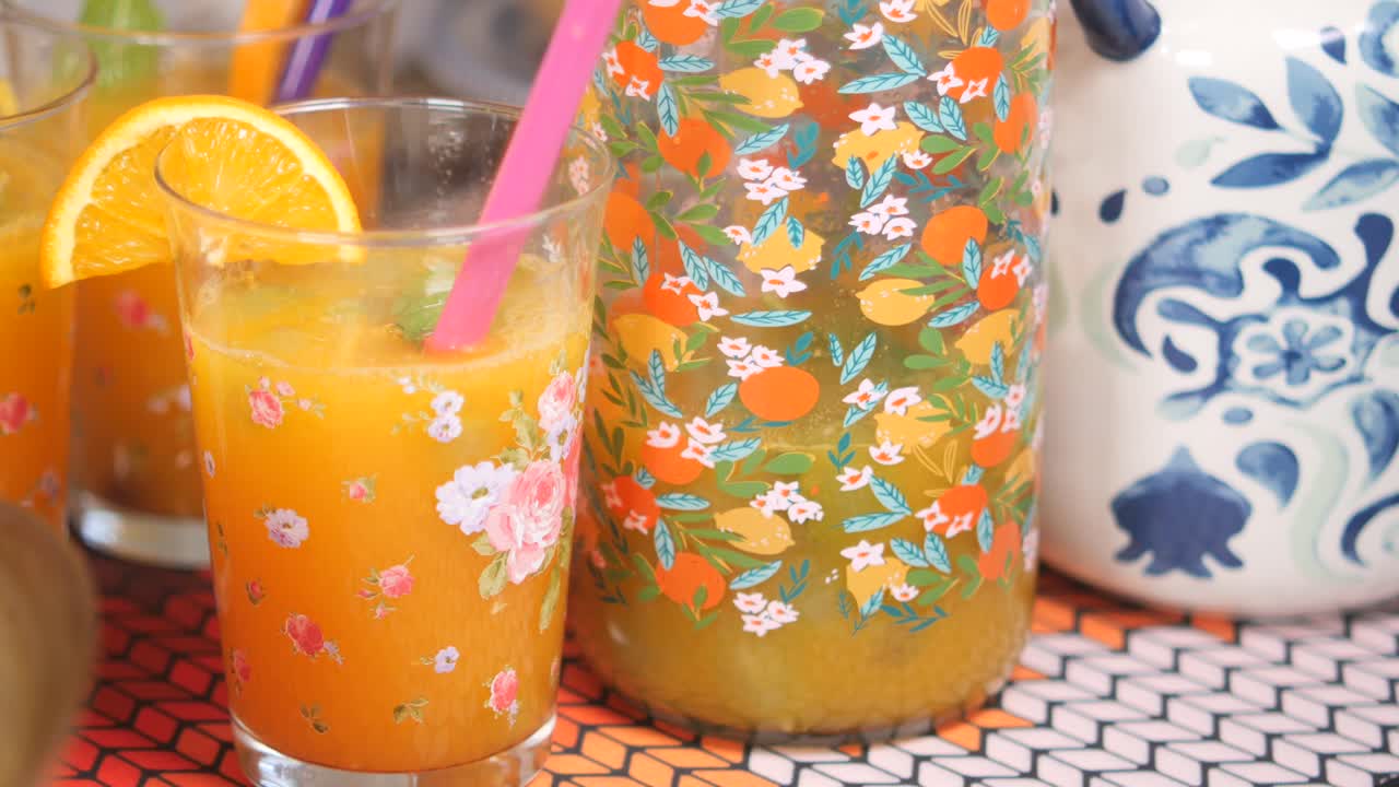 jugo de naranja refrescante
