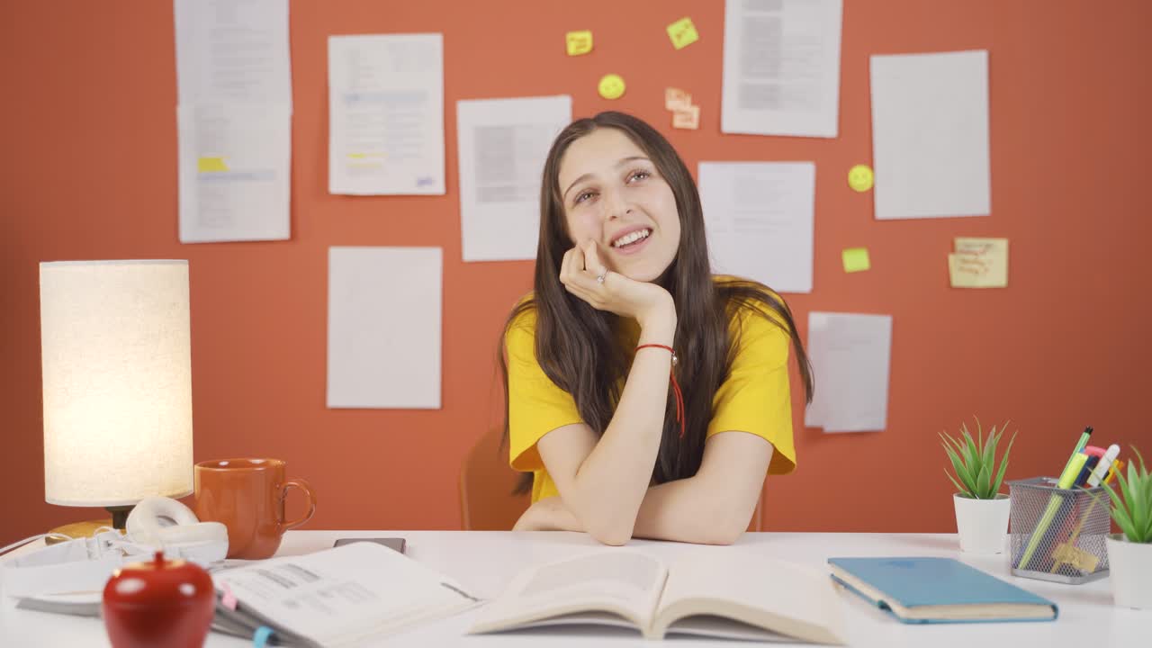 el niño con sueños es considerado.