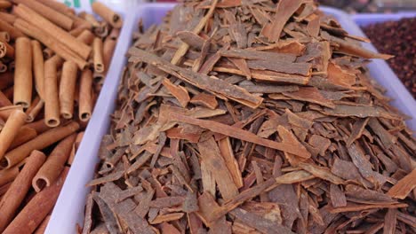 closeup of cinnamon sticks and ground cinnamon