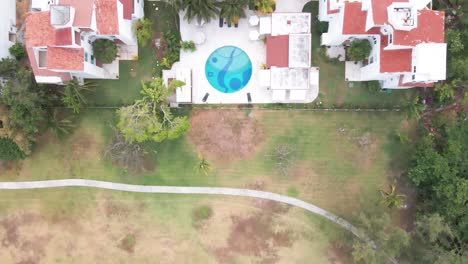top drone shot de piscina, hotel, casas en cancún, méxico