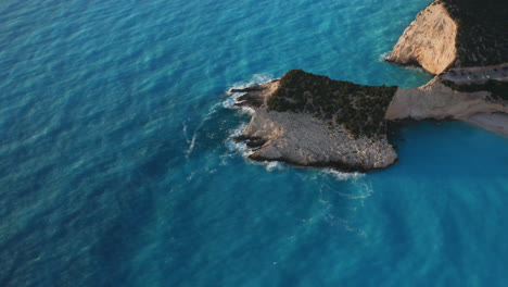 Rugged-Landscape-And-Turquoise-Blue-Water-At-Porto-Katsiki-Beach-In-Lefkada-Island,-Greece