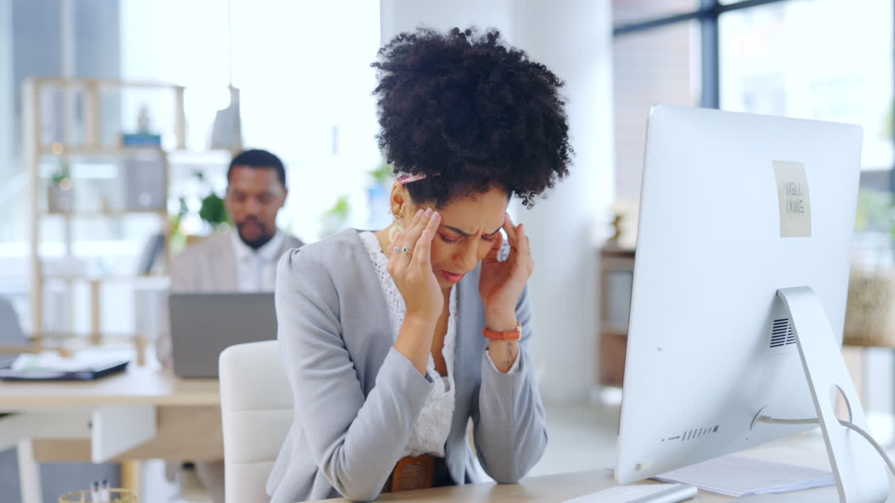 Business woman, computer and headache in stress