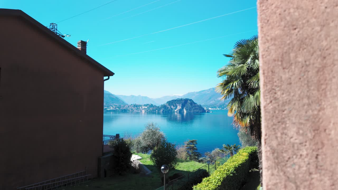 Lake Como, panning left to right, Italy