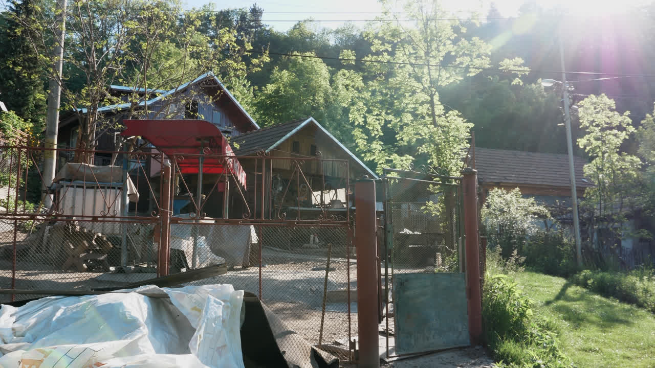 등산로에 있는 집