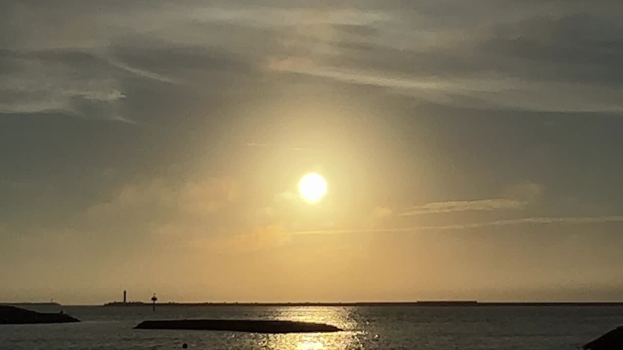 오키나와 나하 우미소라 공원의 저녁 풍경