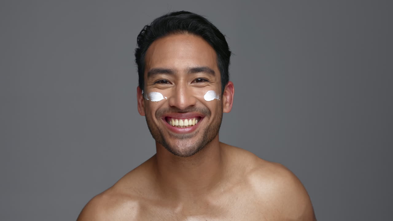 얼굴, 크림 및 피부 관리 남성