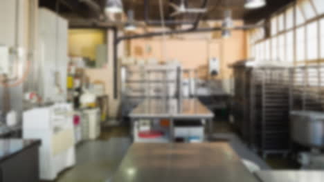 animación del interior borroso de la cocina vacía en un restaurante