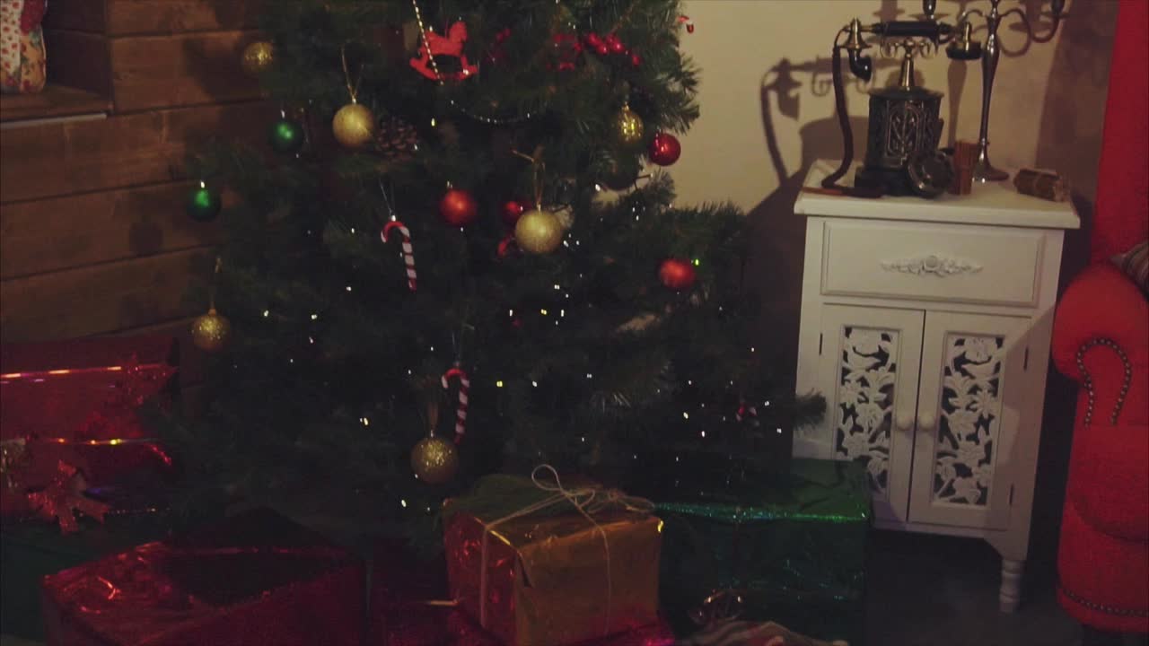 decoraciones y regalos de Navidad