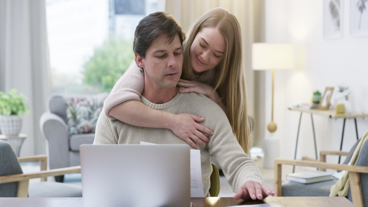 커플 사랑, 지원 및 홈 오피스 작업