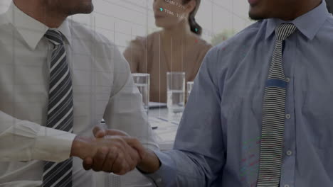 animación del procesamiento de datos sobre el apretón de manos de un hombre de negocios