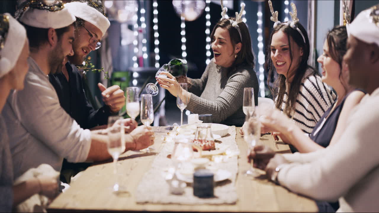 좋은 친구들과 함께라면 매일이 휴일 같아요