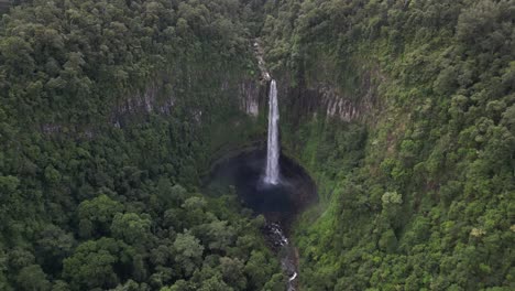 cannabullen falls, is this the most beautiful waterfall in australia?