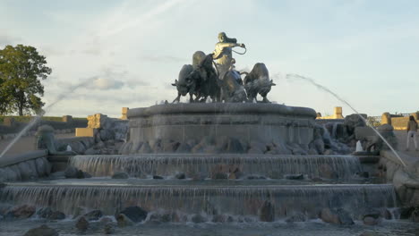 sightseeing of copenhagen gefion fountain