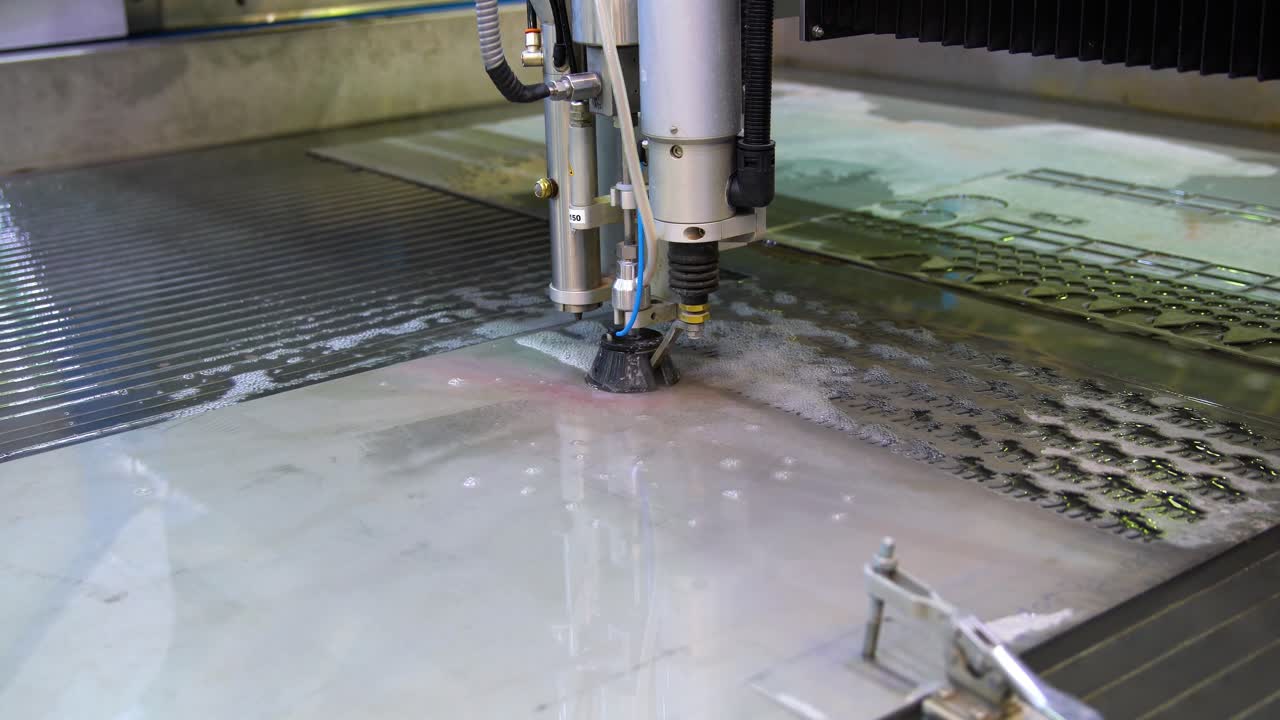CNC water jet cutting machine