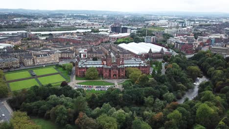 galería de arte y museo kelvingrove, glasgow en escocia
