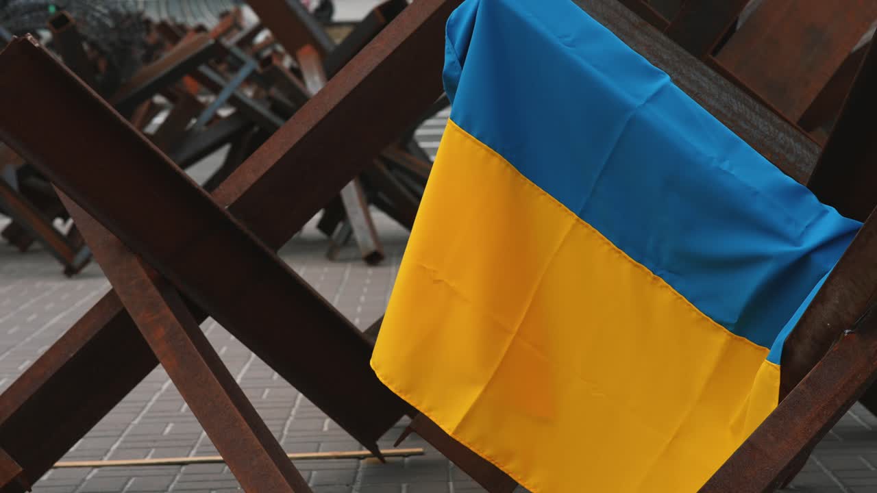 전쟁 기념관 에 있는 우크라이나 국기