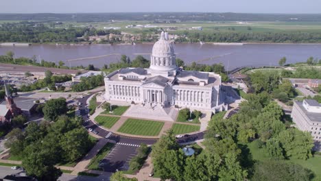 this drone video offers a bird's-eye view of the lush landscapes, stately columns, and the vibrant heart of jefferson city.