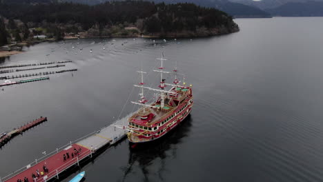 hakone sightseeing cruise