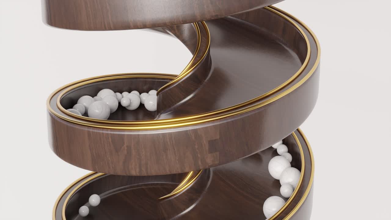 색 공으로 된 나무 나선형 계단