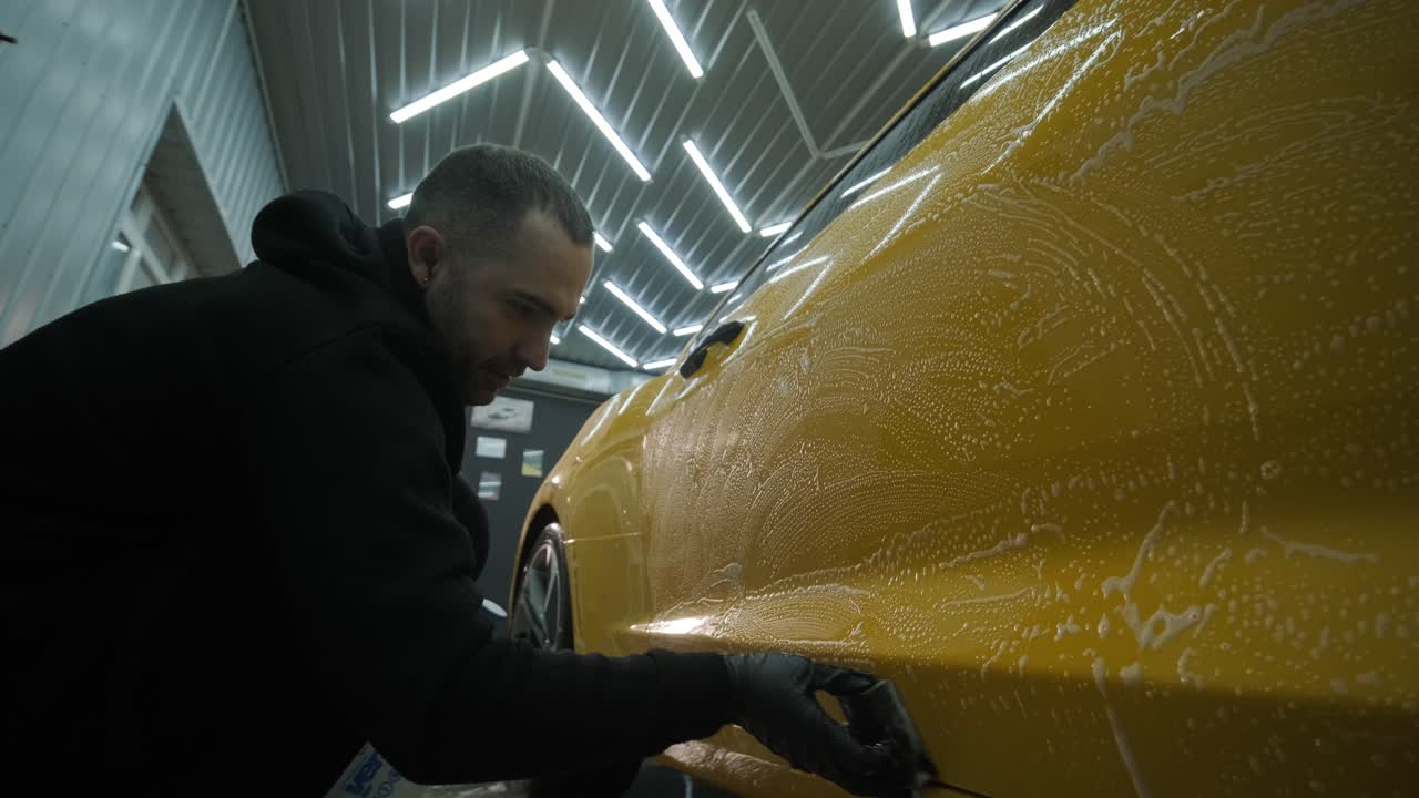Professional Car Detailing – Washing, Ceramic Coating, and Interior Cleaning