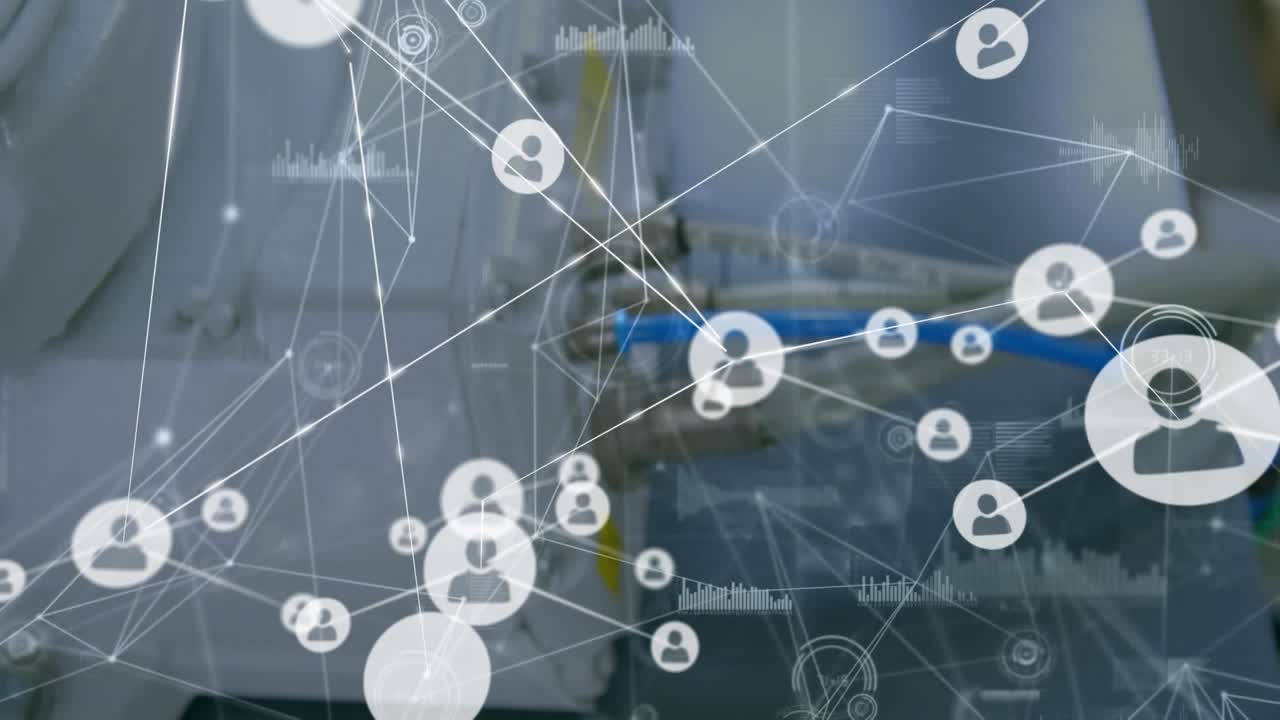 Animazione di rete di connessioni con icone ed elaborazione dati su server