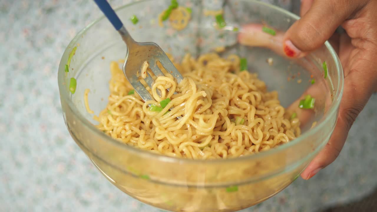 Noodles in a glass bowl
