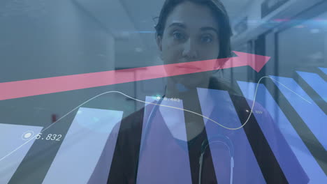 animación del procesamiento de datos sobre una doctora biracial
