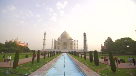 toma de mano del taj mahal