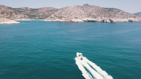 flight-in-Paros,-Naxos,-Antiparos-in-Greece