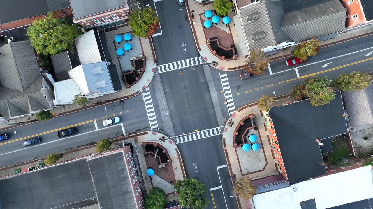 Crosswalks at intersection of town square