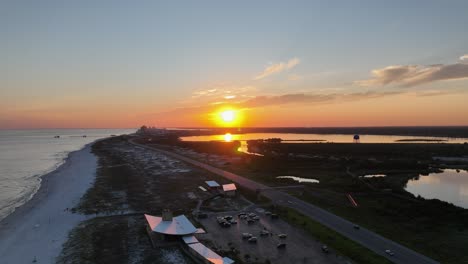 Sonnenuntergang-In-Der-Nähe-Des-Gulfshores-State-Park