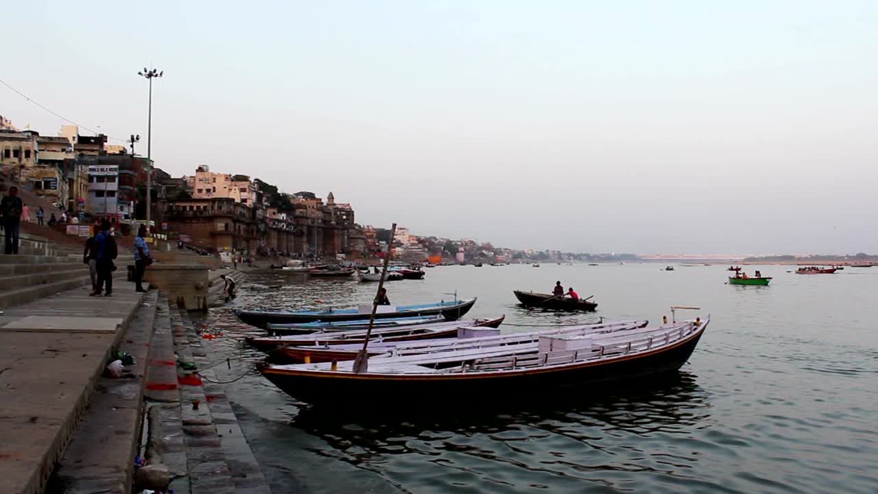 Varanasi City, Ganges River and Boats, Uttar Pradesh, India, Real Time