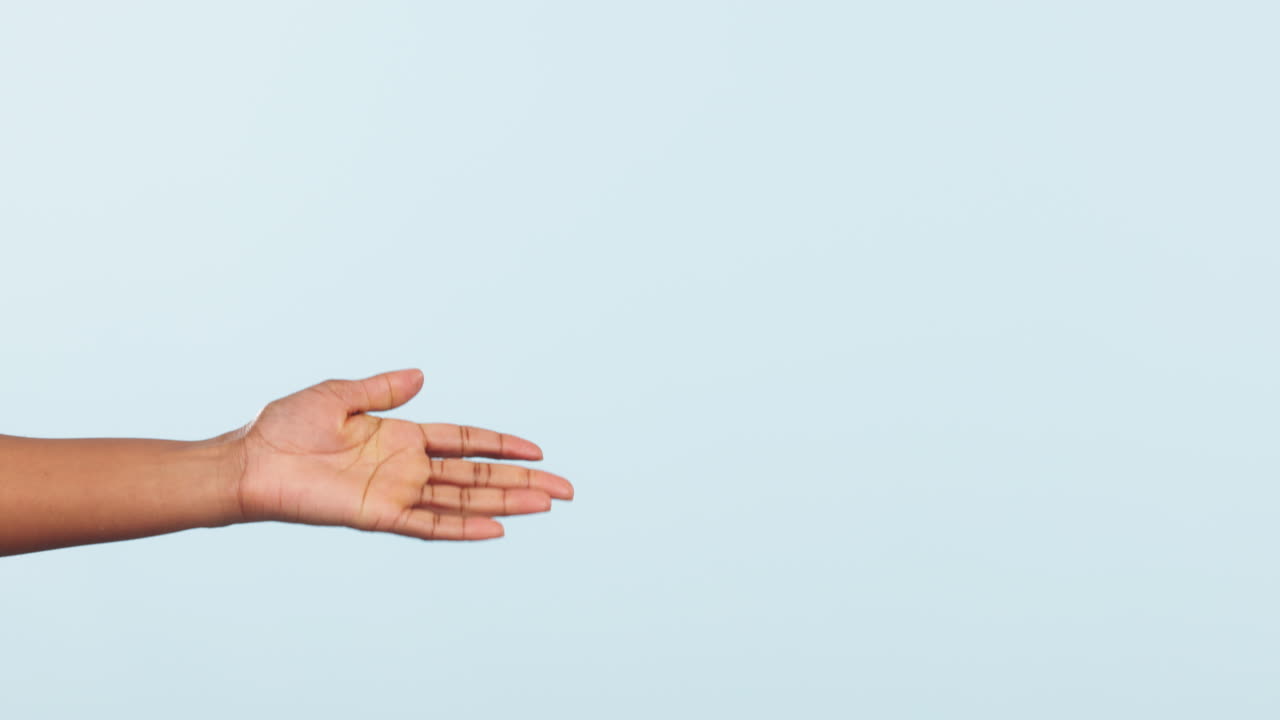 손, 초대 및 근접으로 오는 사람