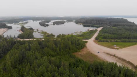 Video-De-Drones-4k-Del-área-Recreativa-Del-Lago-Tanana-En-Fairbanks,-Ak-Durante-El-Día-De-Verano-2