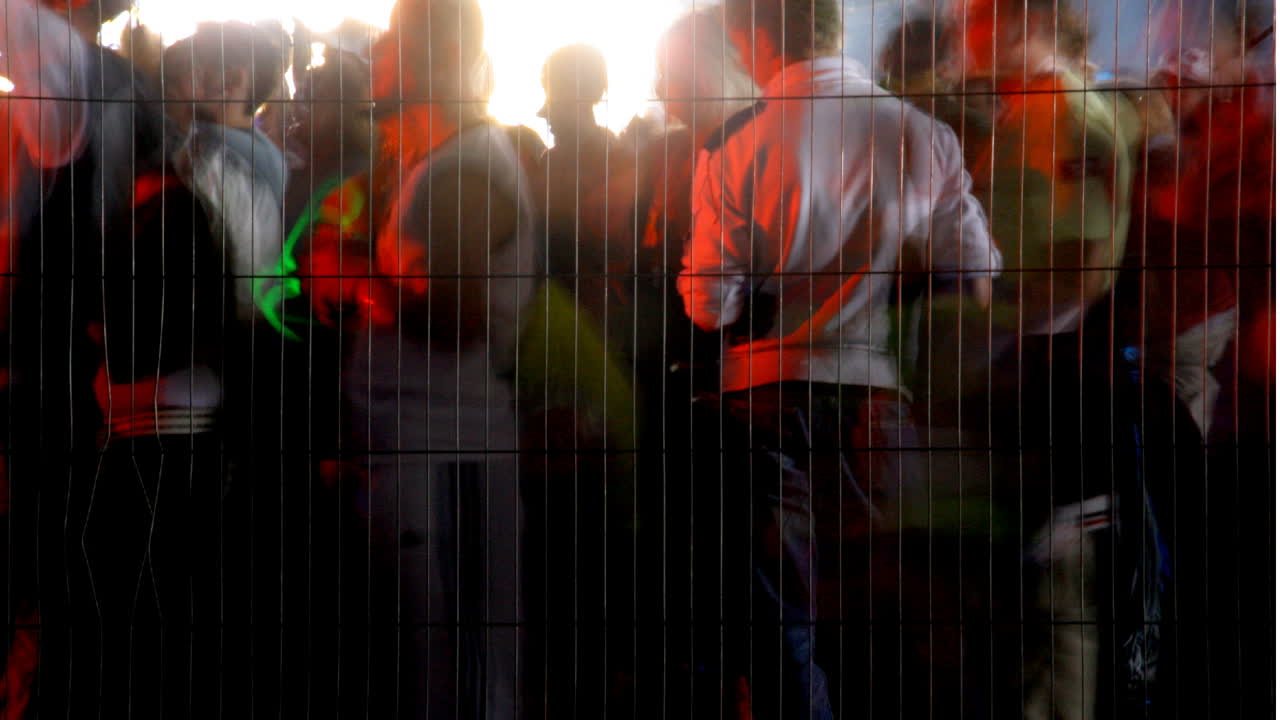Gg Crowd Blur