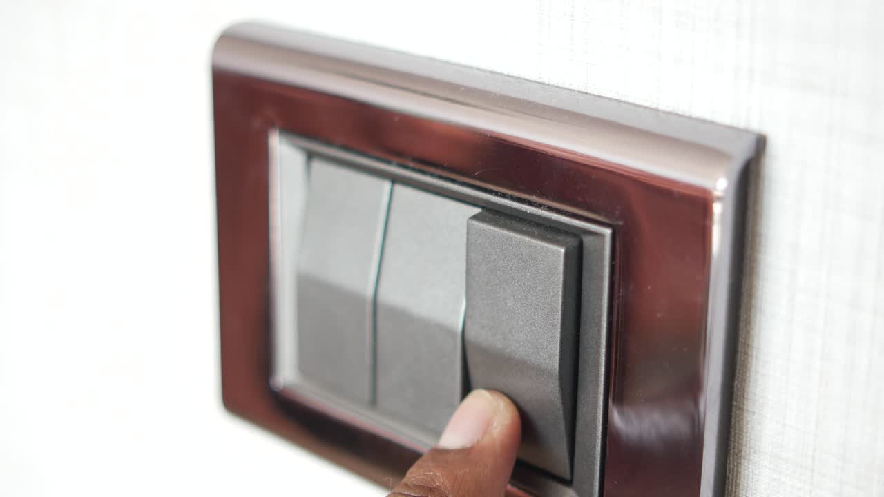 encendiendo un interruptor de luz