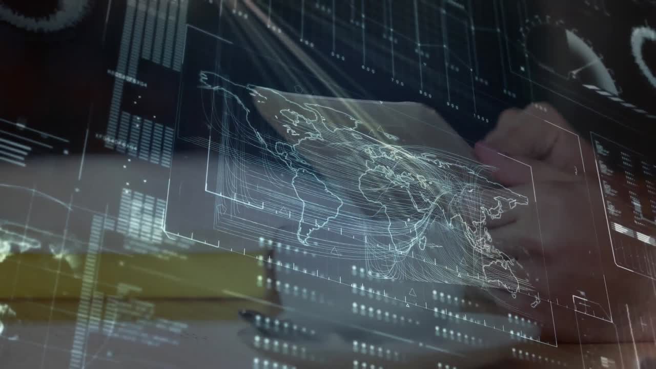 procesamiento de datos contra la sección media del hombre usando tableta digital